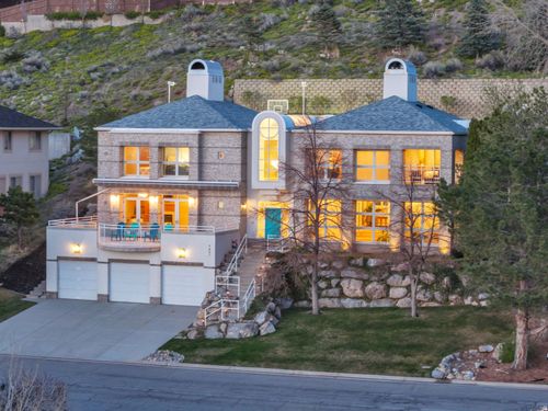 2457 S Scenic Dr, Salt Lake City, UT, 84109-1481 | Card Image