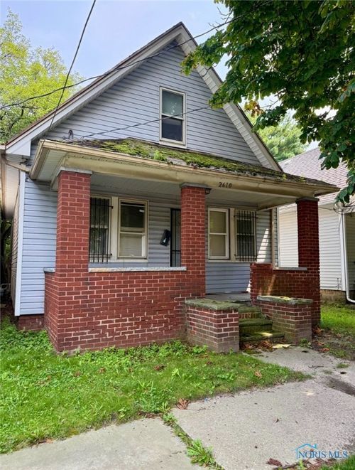 2610 Chestnut St, Toledo, OH, 43608-2408 | Card Image