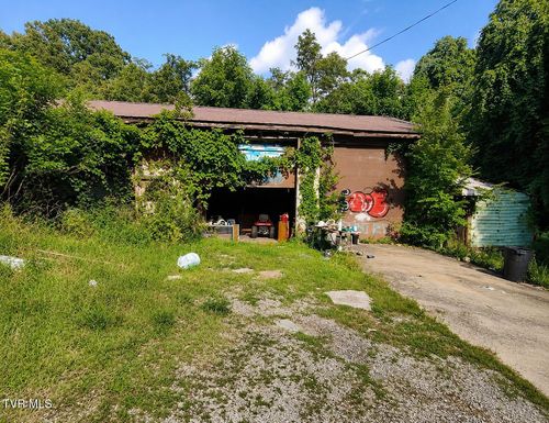 241 Barton Ridge Road, Greeneville, TN, 37743 | Card Image