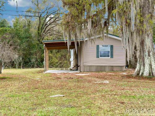 685 Highway 304, Thibodaux, LA, 70301-7324 | Card Image