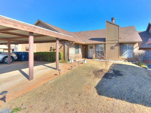 6813 Nw 64th Ter, Oklahoma City, OK, 73132-7036 | Card Image