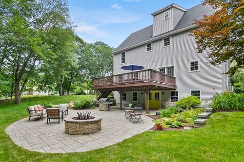 150 North St, Grafton, MA, 01519-1209 | Card Image