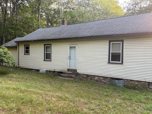72 Nw Schoolhouse Rd, Dudley, MA, 01571-6410 | Card Image