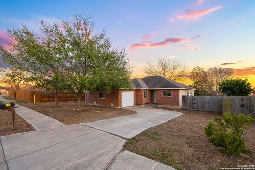 60 3rd St W, Converse, TX, 78109-2228 | Card Image