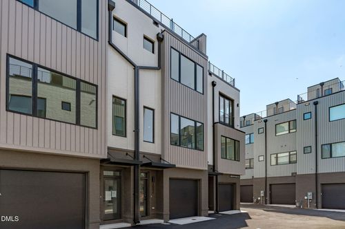 2004 Moody Ln, Durham, NC, 27701-4970 | Card Image