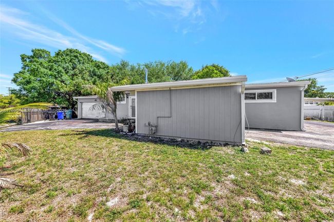 3138 Sw 14 Th St, House other with 3 bedrooms, 2 bathrooms and null parking in Fort Lauderdale FL | Image 28