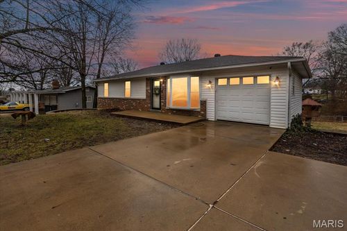 1561 Archer Dr, Arnold, MO, 63010-1111 | Card Image