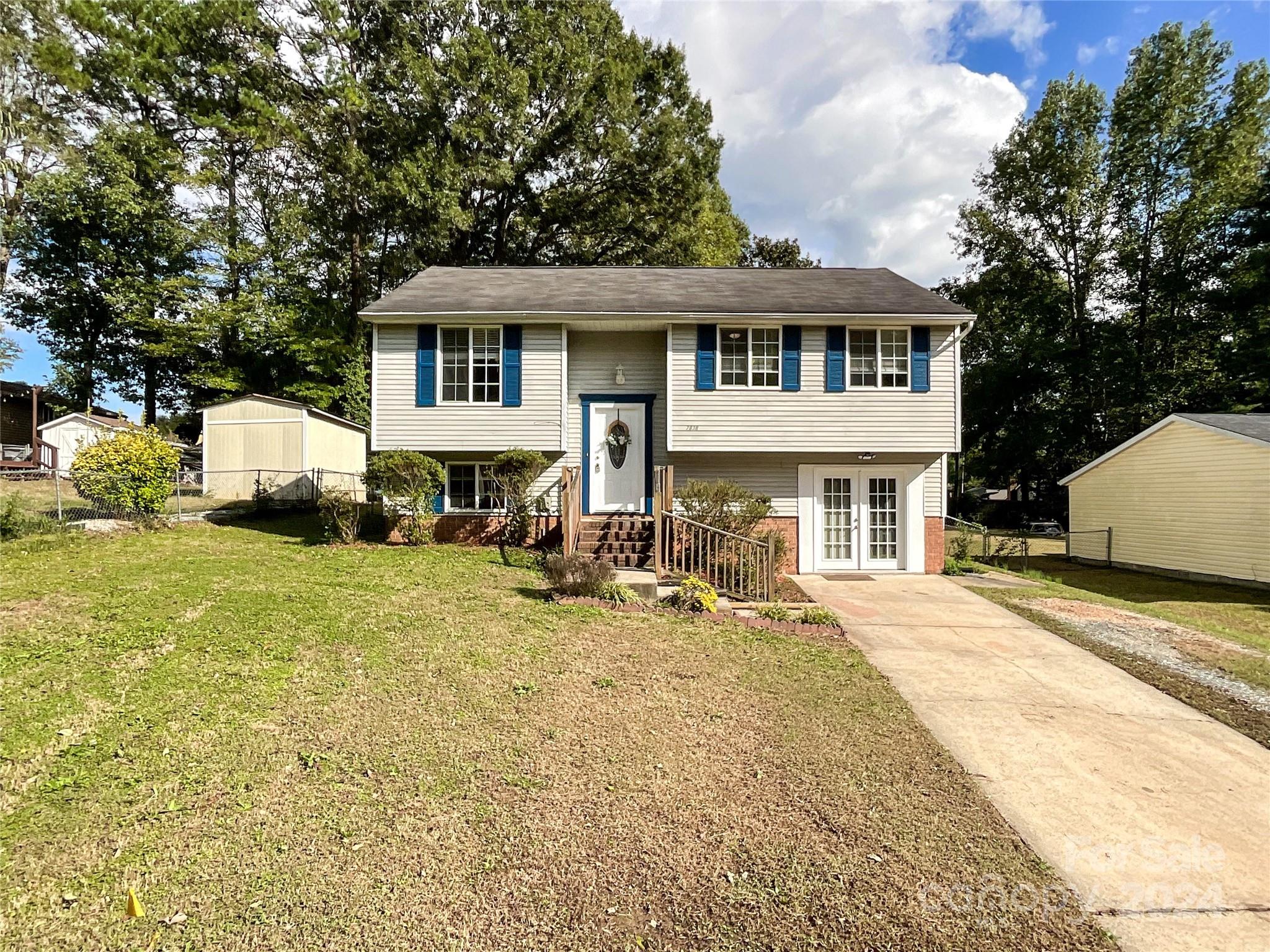 Elm Tree Ln, Charlotte, NC 28227