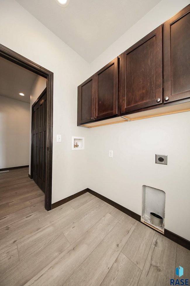 415 Elm St, House other with 3 bedrooms, 2 bathrooms and null parking in Lennox SD | Image 23