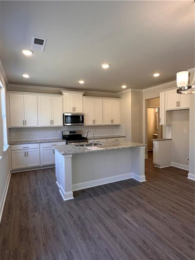 2260 Highridge Point Dr, House other with 4 bedrooms, 3 bathrooms and null parking in Lithia Springs GA | Image 6