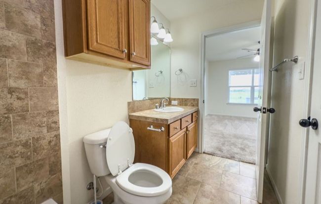 592 S Baese Rd, House other with 3 bedrooms, 2 bathrooms and null parking in Elm Mott TX | Image 14