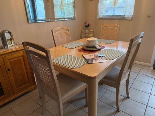 apt-313-725 Lori Dr, Palm Springs, FL, 33461-1262 | Card Image