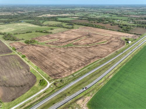 401 Nw 1st Ln, Lamar, MO, 64759-8128 | Card Image