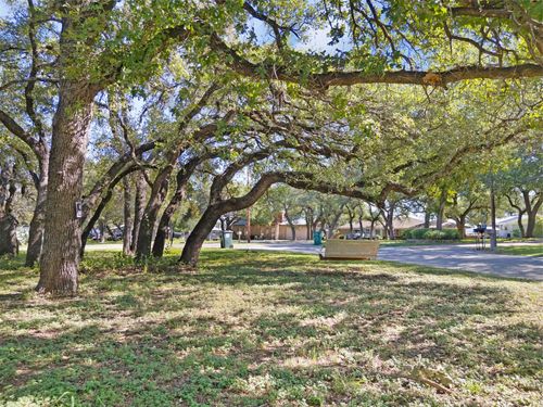 401 Island Lodges Dr, Buchanan Dam, TX, 78609-4105 | Card Image