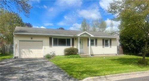 5 Summit St, Cortland, NY, 13045-1632 | Card Image