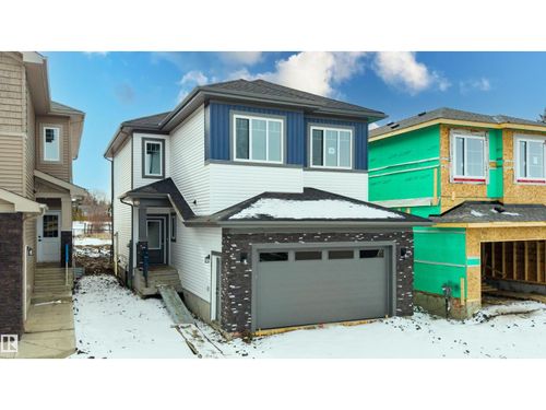 24 Meadowgrove Lane, Spruce Grove, AB, T7X | Card Image