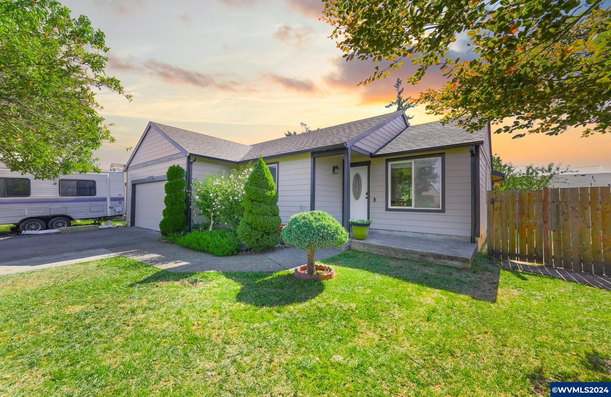 Pana St, Woodburn, OR 97071