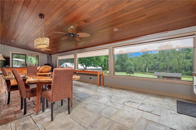 Lower Level sunroom | Image 33