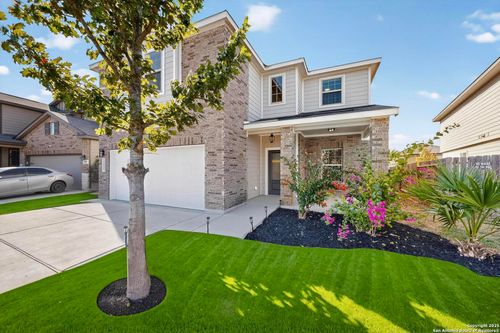 11527 Tiger Woods, San Antonio, TX, 78221-3252 | Card Image