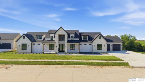 22102 Hackberry Cir, Gretna, NE, 68028-5173 | Card Image