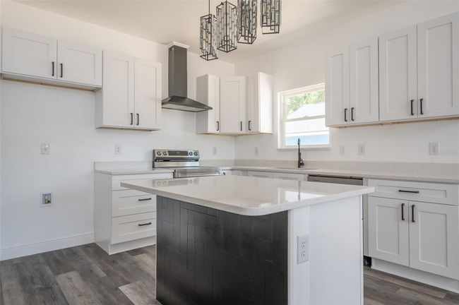 5670 Ne 140 Th Ct, House other with 3 bedrooms, 2 bathrooms and null parking in WILLISTON FL | Image 5