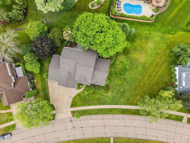 301 E Wayfarer Lane, House other with 4 bedrooms, 4 bathrooms and null parking in APPLETON WI | Image 4