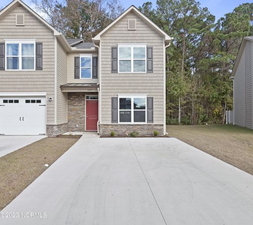 463 Sullivan Loop Rd, Midway Park, NC, 28544-0007 | Card Image