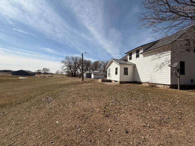 Central Location | Image 7