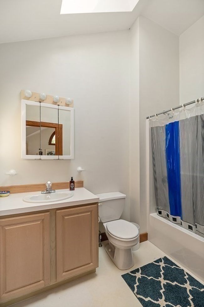 UNIT-1 - 8 Moorland Rd, Condo with 2 bedrooms, 2 bathrooms and 2 parking in Gloucester MA | Image 28