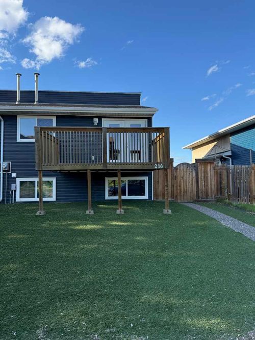 216 Silin Forest Rd, Fort Mcmurray, AB, T9H3A4 | Card Image