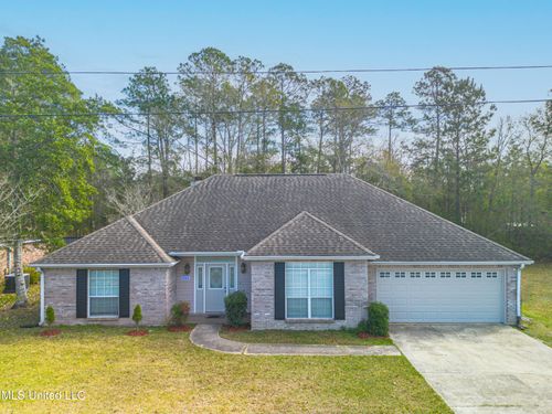 7322 Analii St, Diamondhead, MS, 39525-4066 | Card Image