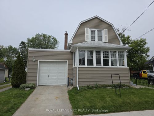 120 Erie St, Port Colborne, ON, L3K4M2 | Card Image