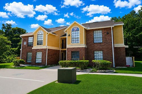203-8752 Mallard Reserve Dr, TAMPA, FL, 33614-2363 | Card Image