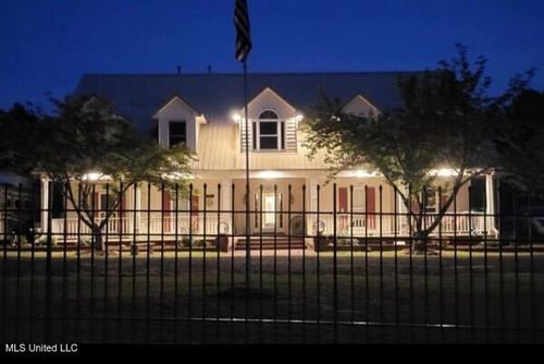 139 Pine Ridge Cv, Mount Pleasant, MS, 38635-7070 | Card Image