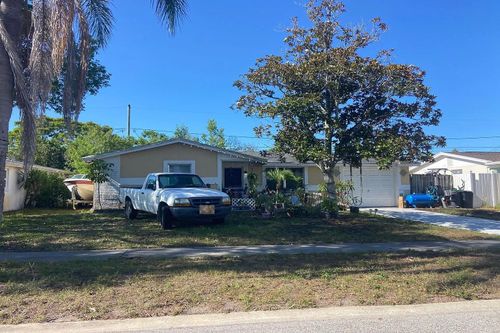 5550 Baroque Dr, Holiday, FL, 34690-6409 | Card Image
