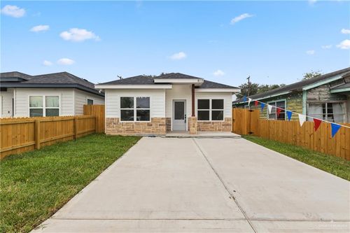 813 E Villegas Ave, Pharr, TX, 78577-3438 | Card Image