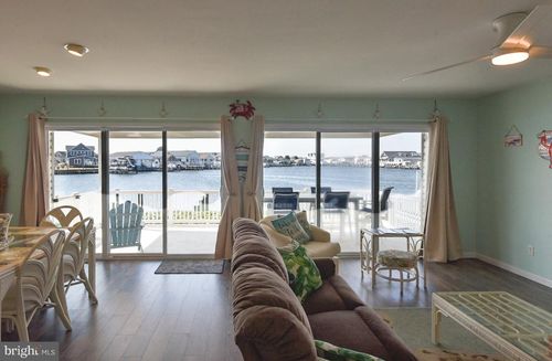 195 Pine Tree Rd, OCEAN CITY, MD, 21842-4645 | Card Image