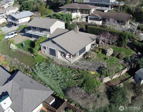 12637 Shorewood Drive Sw, Burien, WA, 98146 | Card Image