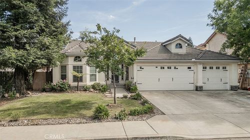6589 E Michigan Ave, Fresno, CA, 93727-1437 | Card Image