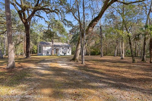 5248 Neff Lake Rd, BROOKSVILLE, FL, 34601-8017 | Card Image