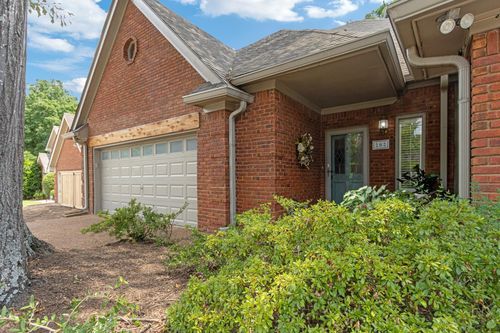 282 Shadow Grove Cv, Cordova, TN, 38018-6722 | Card Image
