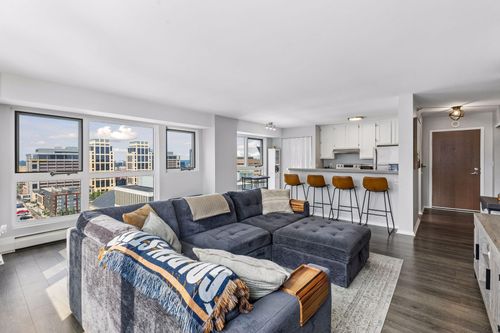 1701-433 S 7th St, Minneapolis, MN, 55415-1640 | Card Image