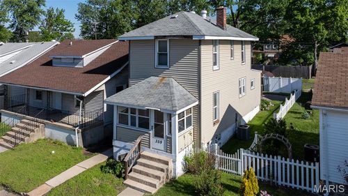 359 E Penning Ave, Wood River, IL, 62095-2032 | Card Image