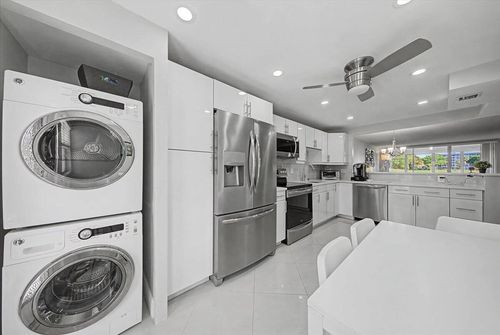 103-2701 S Palm Aire Dr, Pompano Beach, FL, 33069-4271 | Card Image