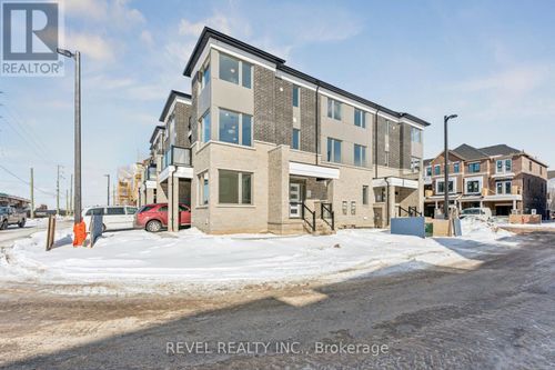 4 Sturgeon Rd, Brampton, ON, L7A5M6 | Card Image