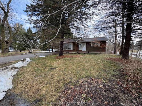 214 North St, Thames Centre, ON, N0L1G6 | Card Image