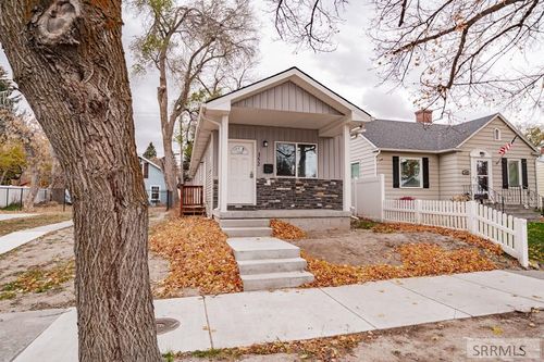 352 7th St, Idaho Falls, ID, 83401-4756 | Card Image