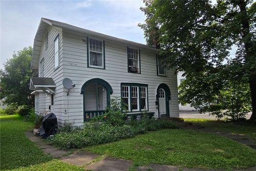 559 Maple Ave, Elmira, NY, 14904-1900 | Card Image