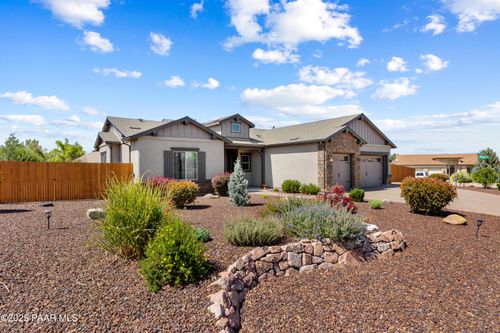 8737 N Mare St, Prescott Valley, AZ, 86315-9613 | Card Image