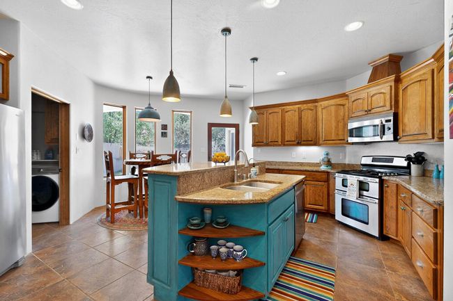10 Francisco Rd, House other with 4 bedrooms, 3 bathrooms and null parking in Cedar Crest NM | Image 8